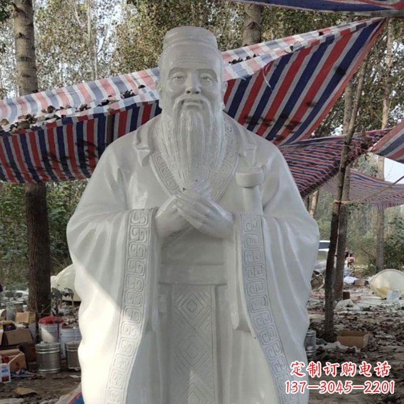 内江校园孔子雕像