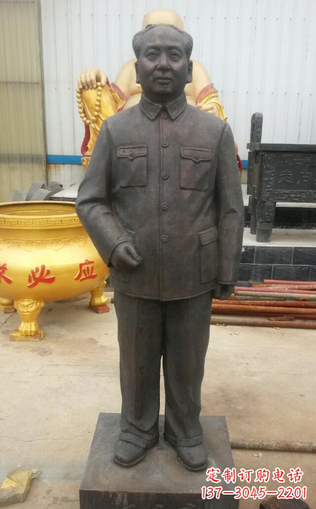 内江校园毛主席伟人铜雕