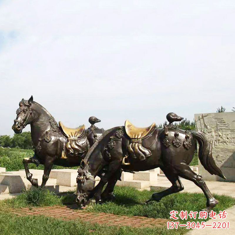 内江战马群公园景区动物情景雕塑