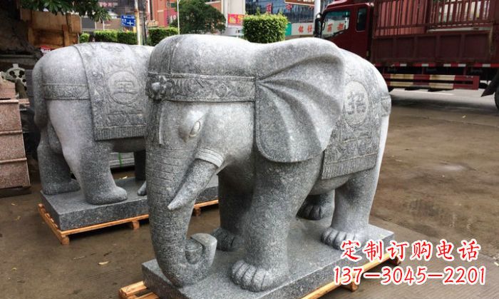 内江招财进宝芝麻灰大象石雕 (3)