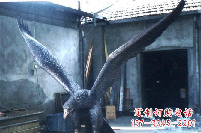 内江铸铜老鹰企业动物铜雕