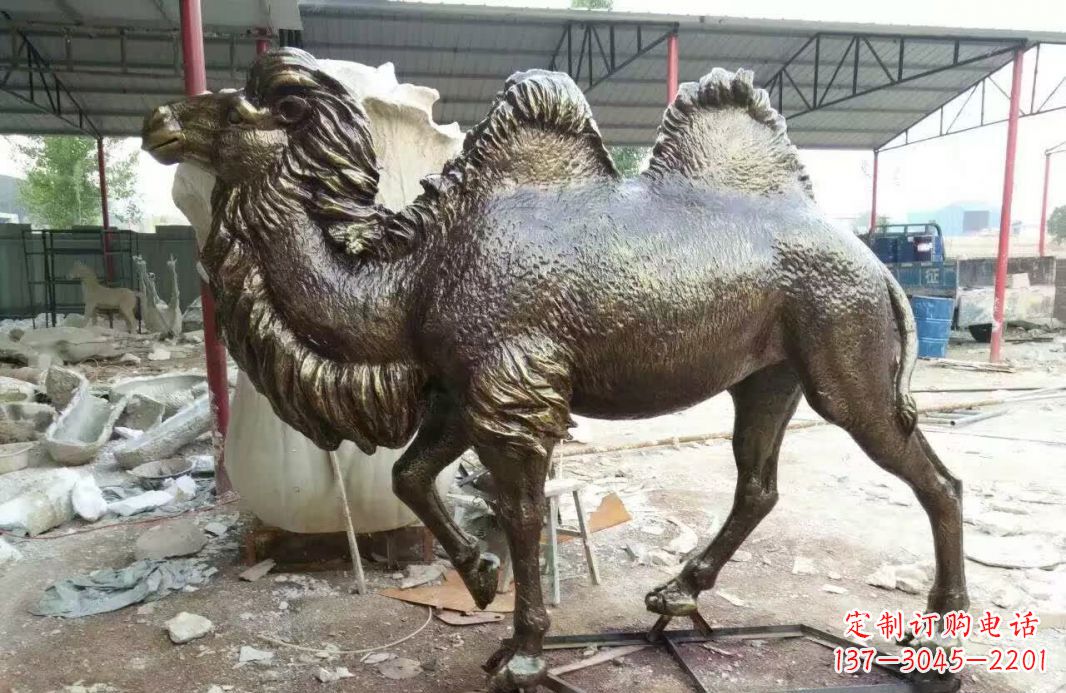内江铸铜骆驼雕塑 (2)