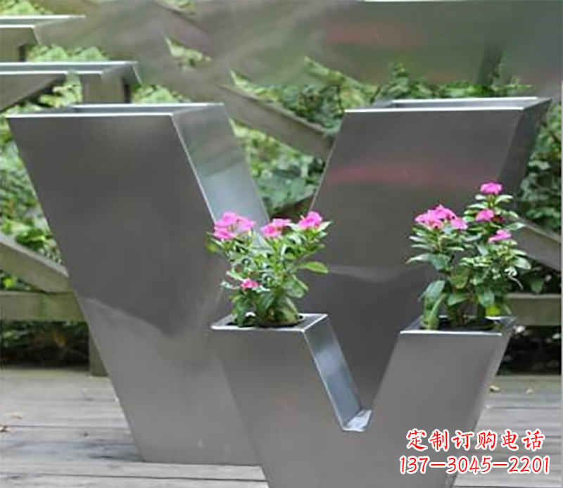 内江花盆不锈钢雕塑