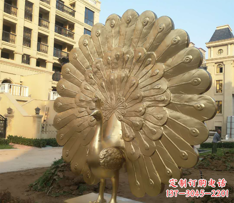 内江孔雀铜雕塑